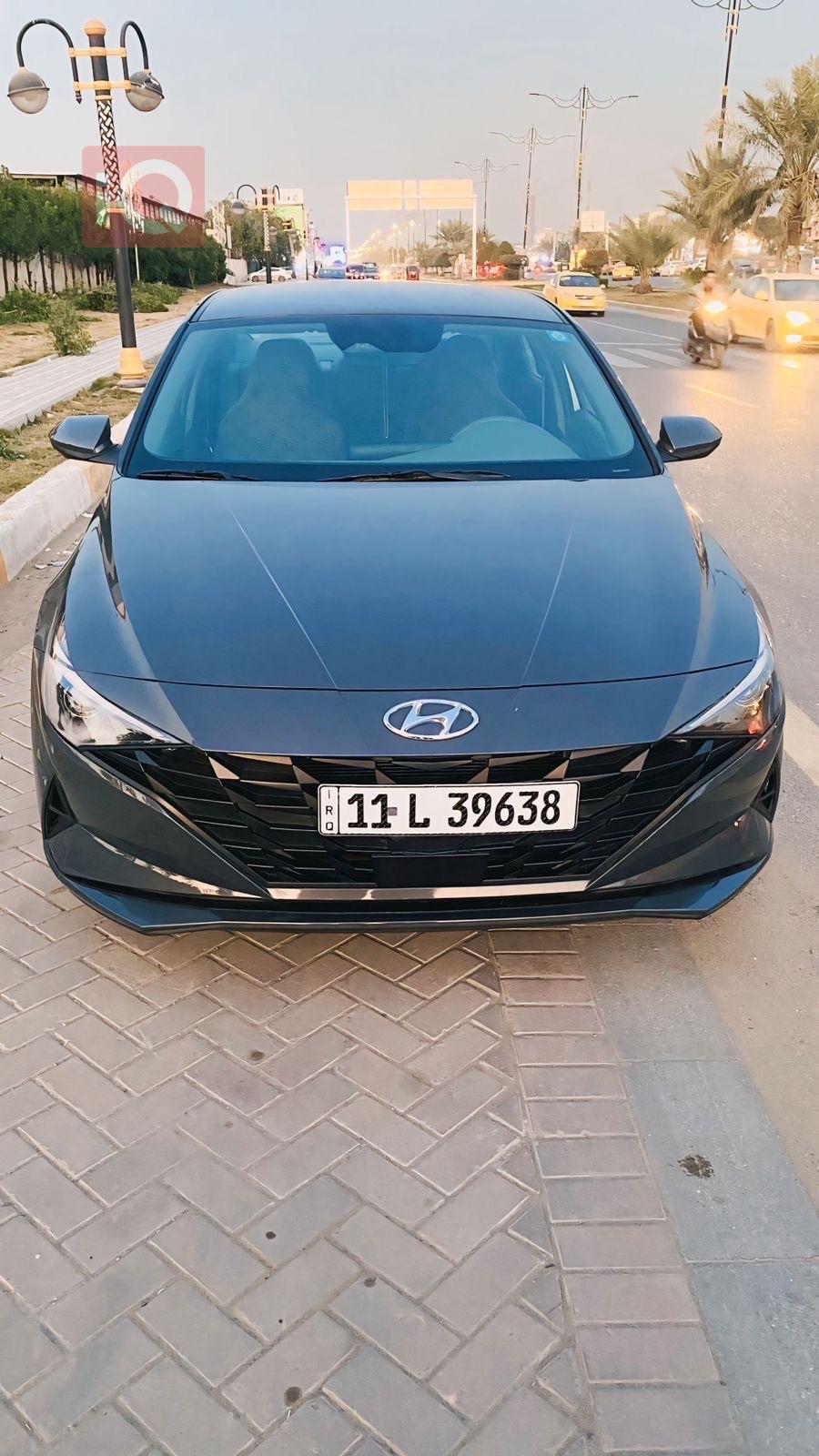 هیوندای ئەلەنترا